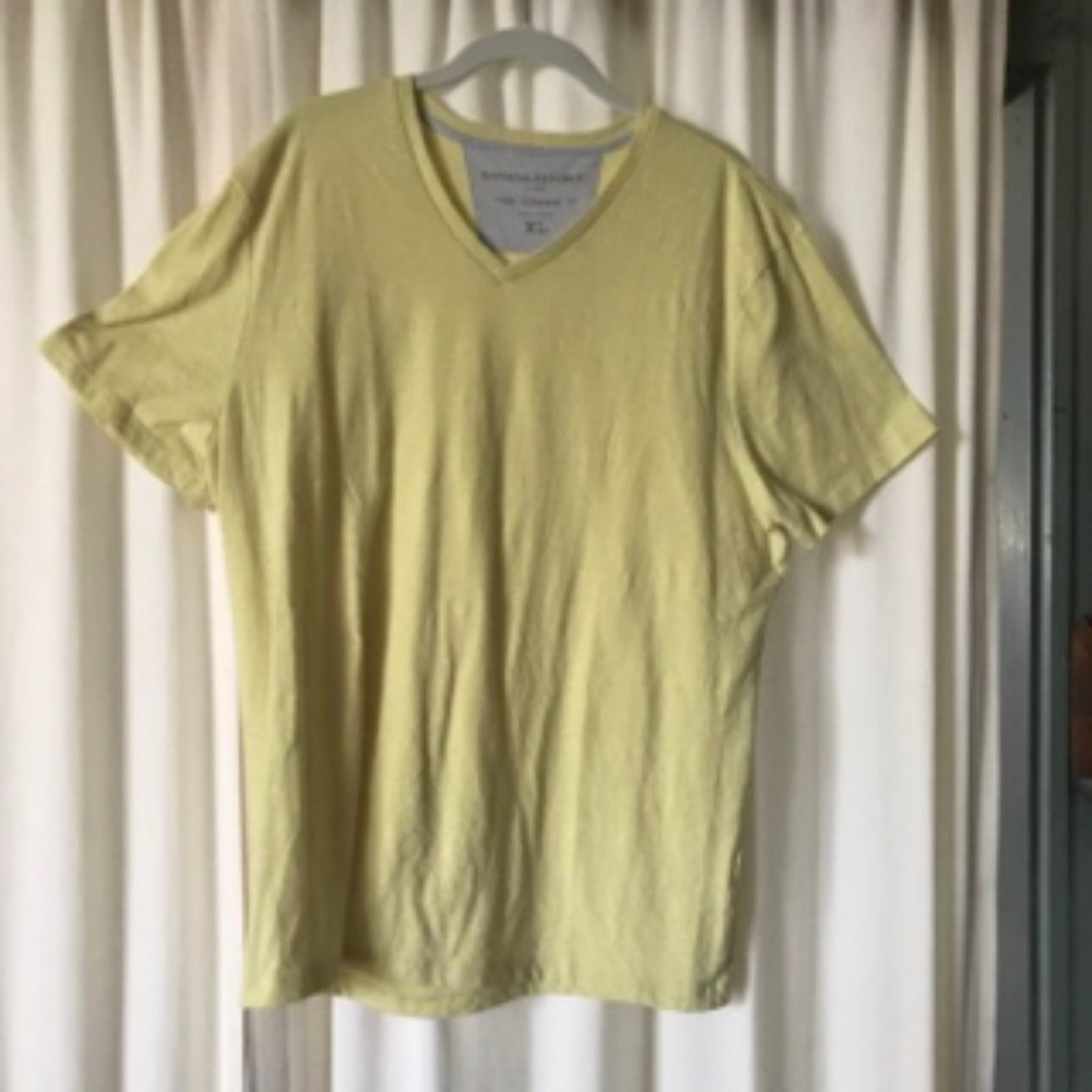 Banana Republic Vintage V-Neck Tee